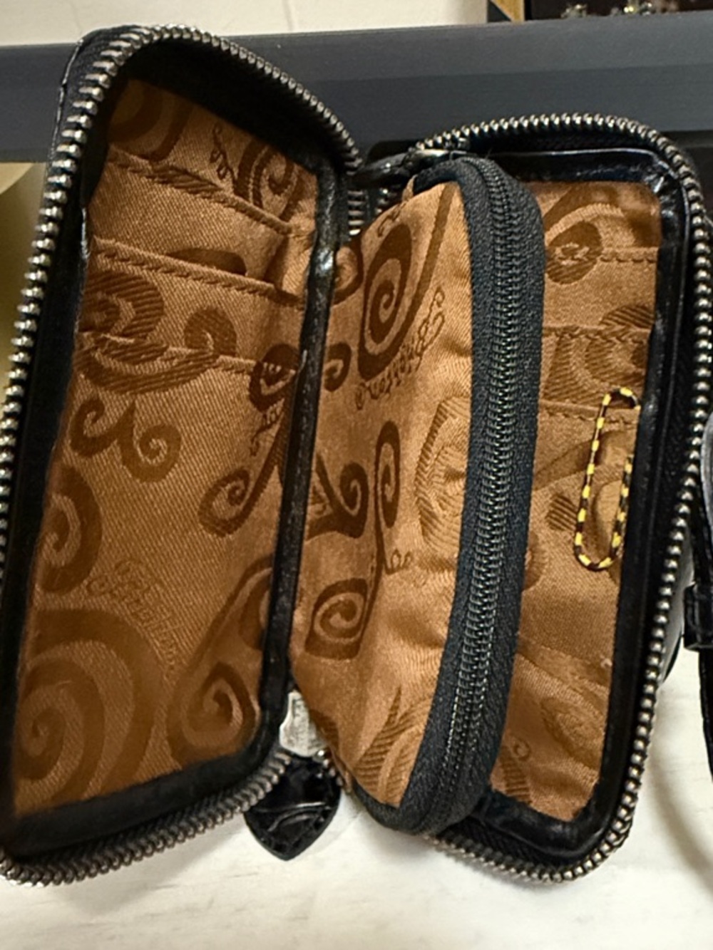 Brighton Vintage Black Leather Crocodile Print with Leopard Fur Panel Crossbody - Picture 2 of 4